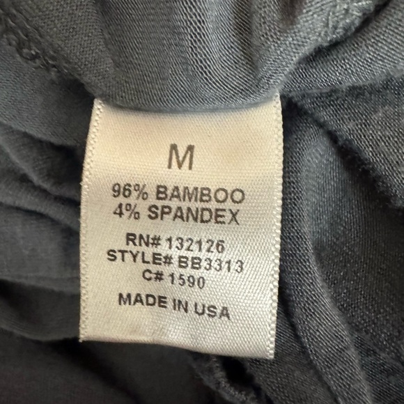 Emma’s Closet size Medium Blue  Long Sleeve Blouse with V-Neck - Picture 7 of 7